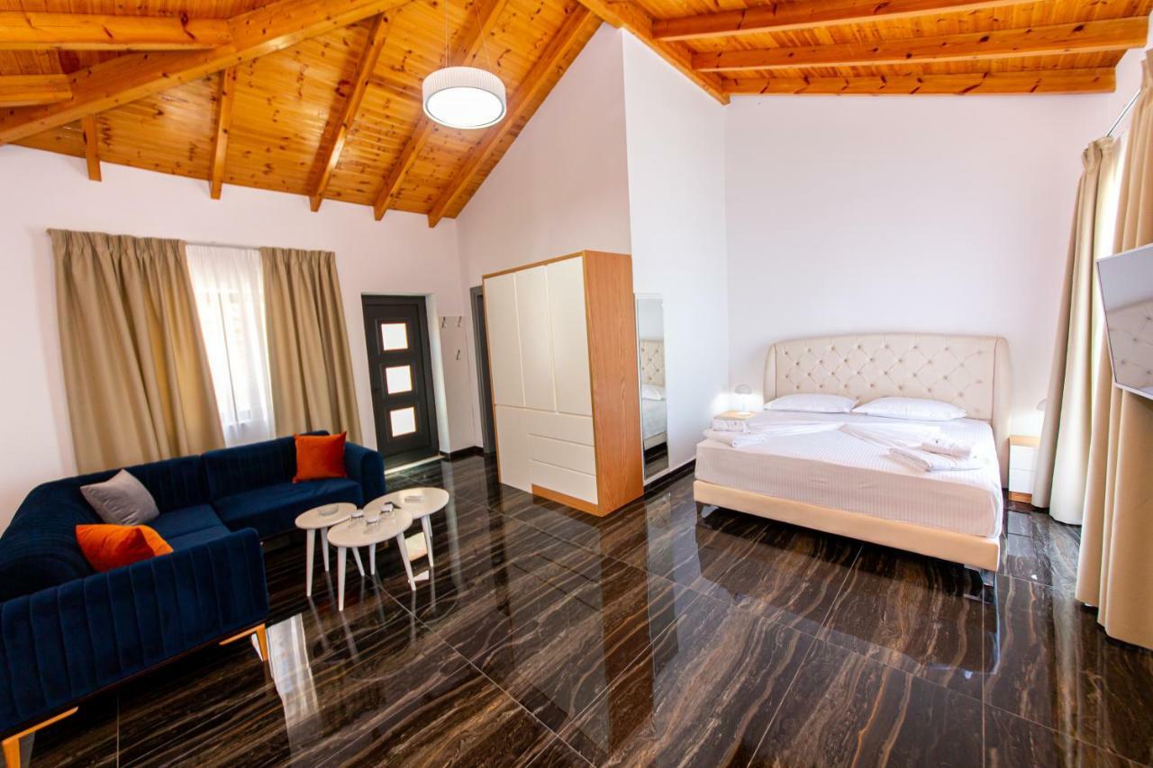 Santa Oliva Suites Ksamil Exterior foto