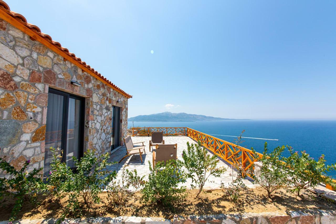 Santa Oliva Suites Ksamil Exterior foto